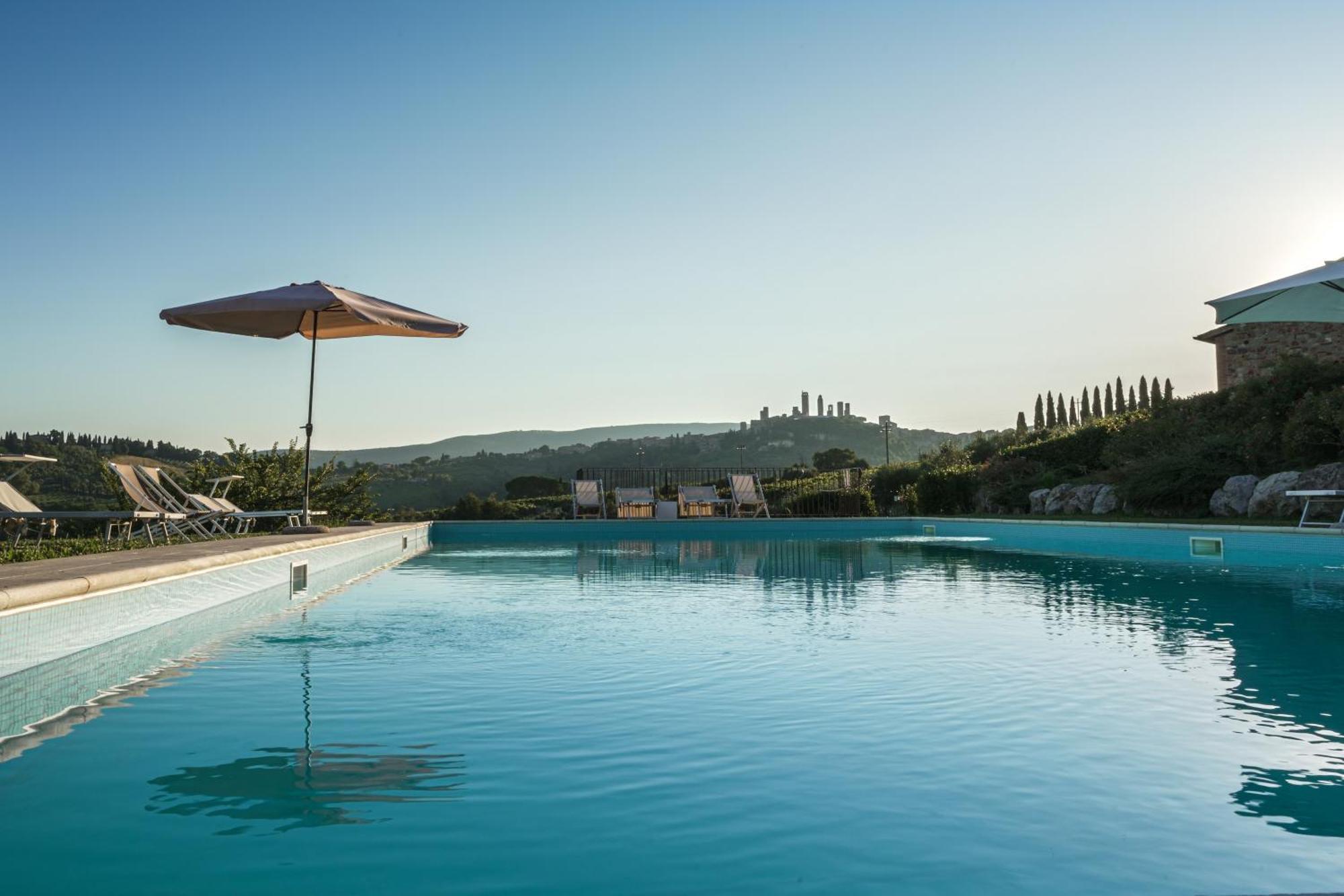 Apartament Charming House - Parking Included San Gimignano Zewnętrze zdjęcie