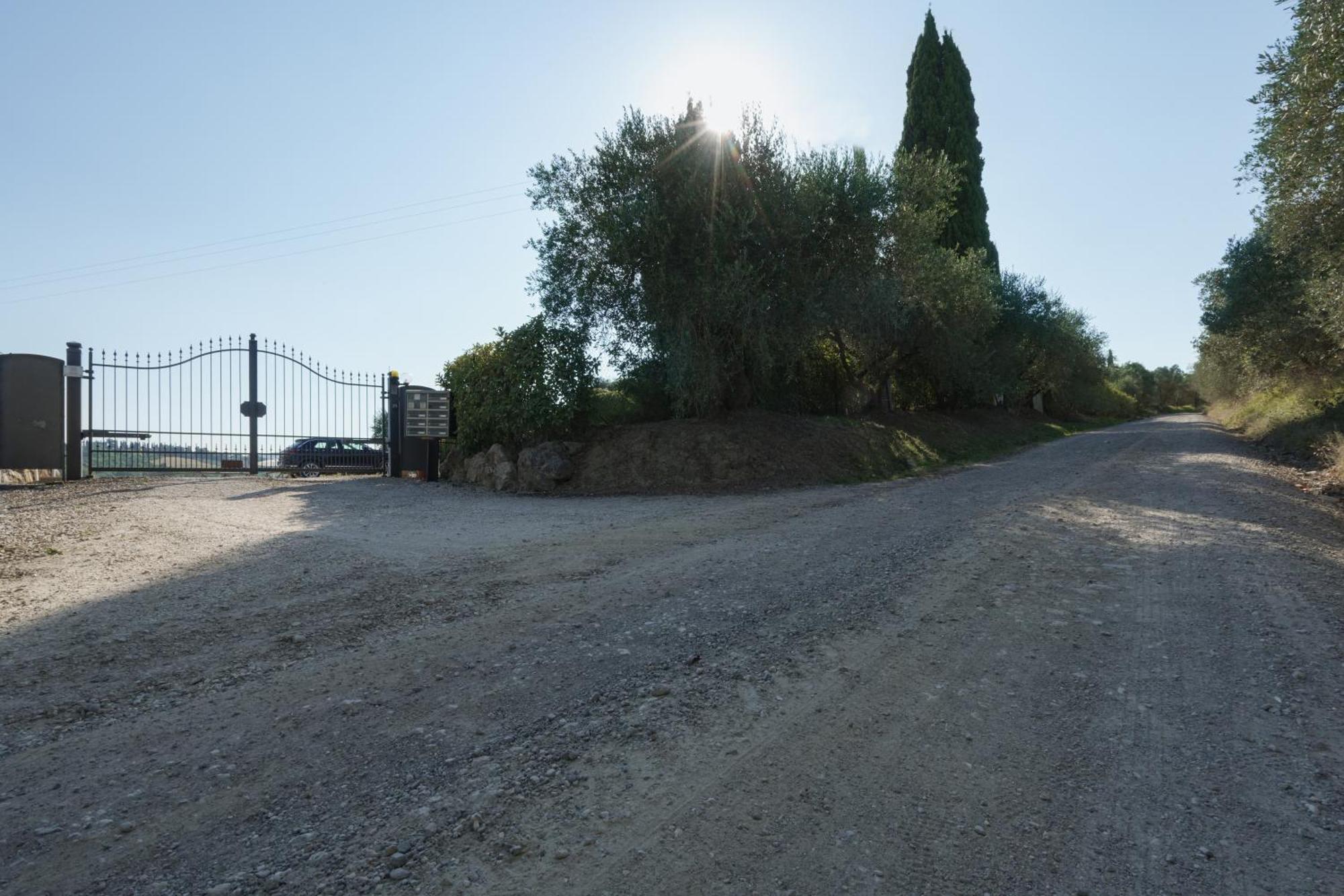 Apartament Charming House - Parking Included San Gimignano Zewnętrze zdjęcie