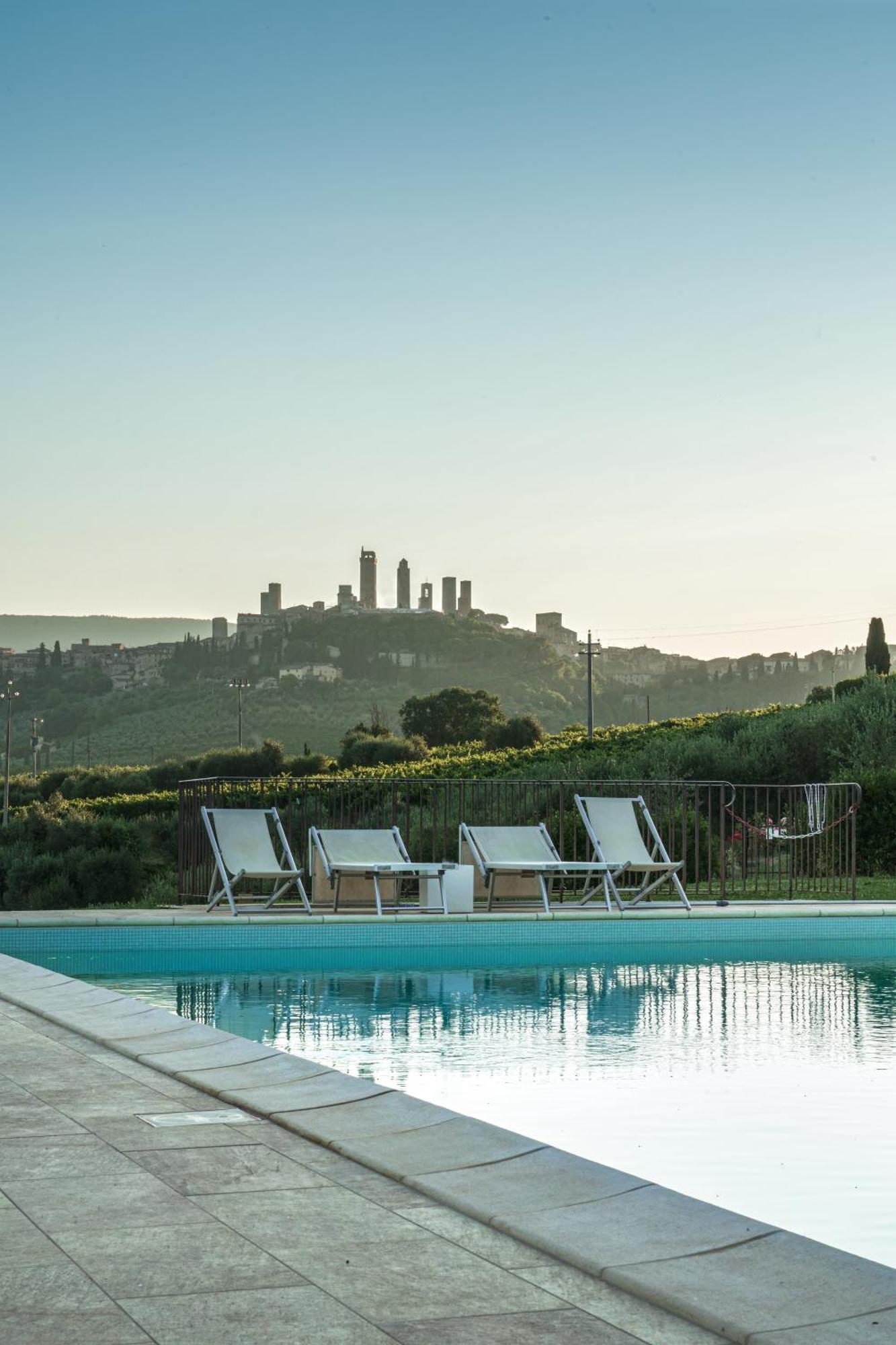 Apartament Charming House - Parking Included San Gimignano Zewnętrze zdjęcie
