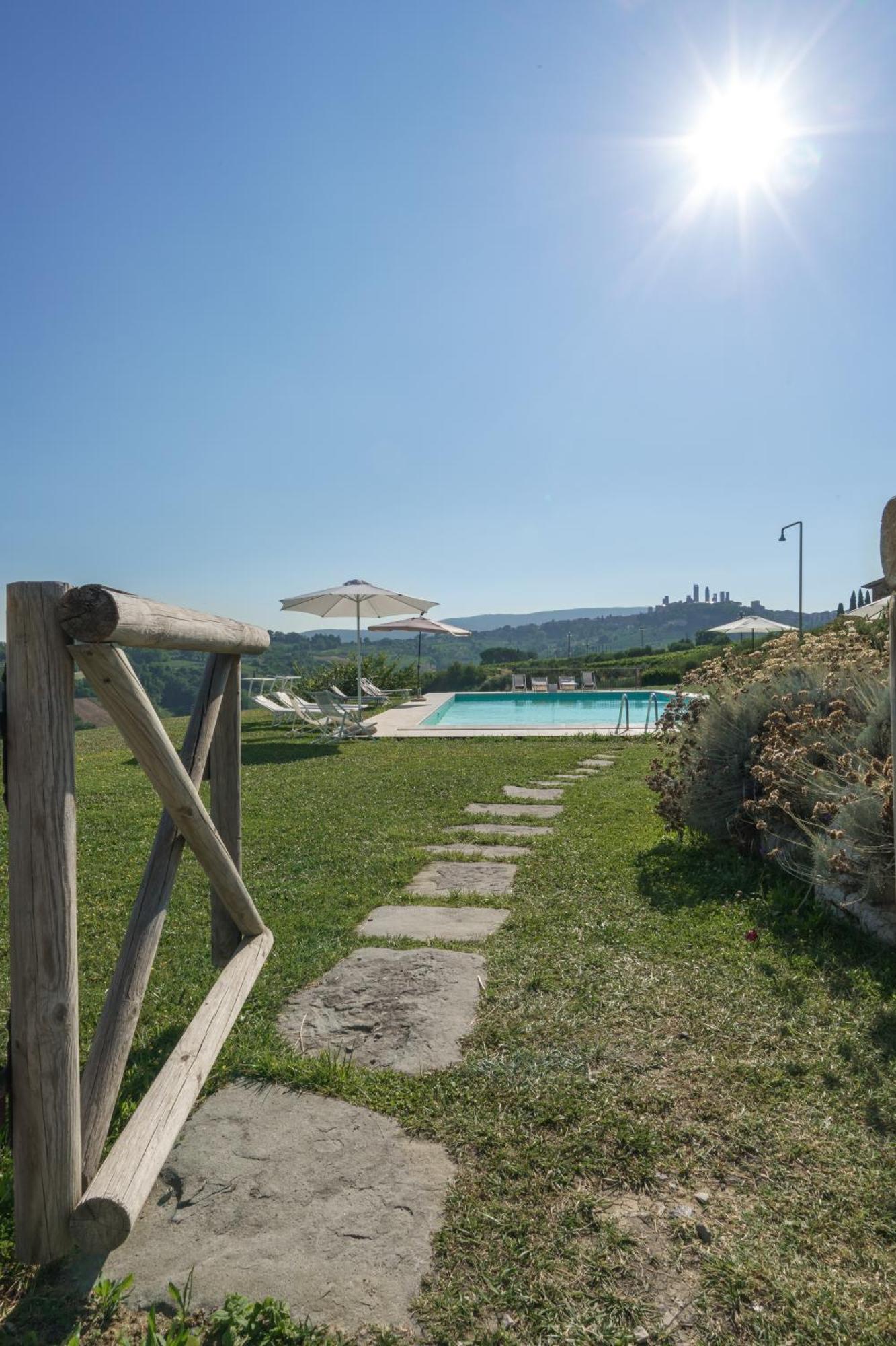 Apartament Charming House - Parking Included San Gimignano Zewnętrze zdjęcie