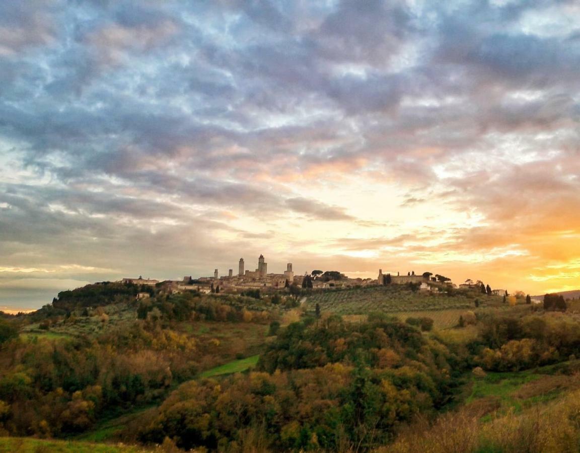 Apartament Charming House - Parking Included San Gimignano Zewnętrze zdjęcie